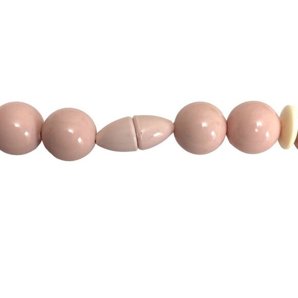 Vintage Avon Necklace Pink / Cream Beads 26" Long Retro Accessory - Picture 10 of 11